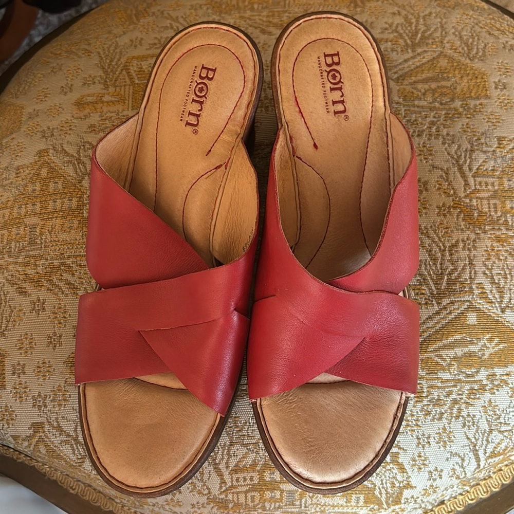 Born Red Erika Leather Cross Strap Sandals Wedge Heel Slip-On Slides Size 9M